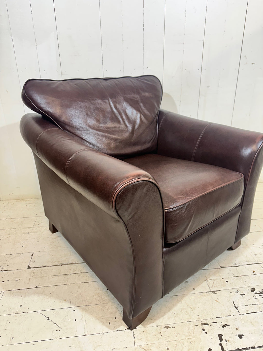 Distressed Leather Hotel Lounge Chair