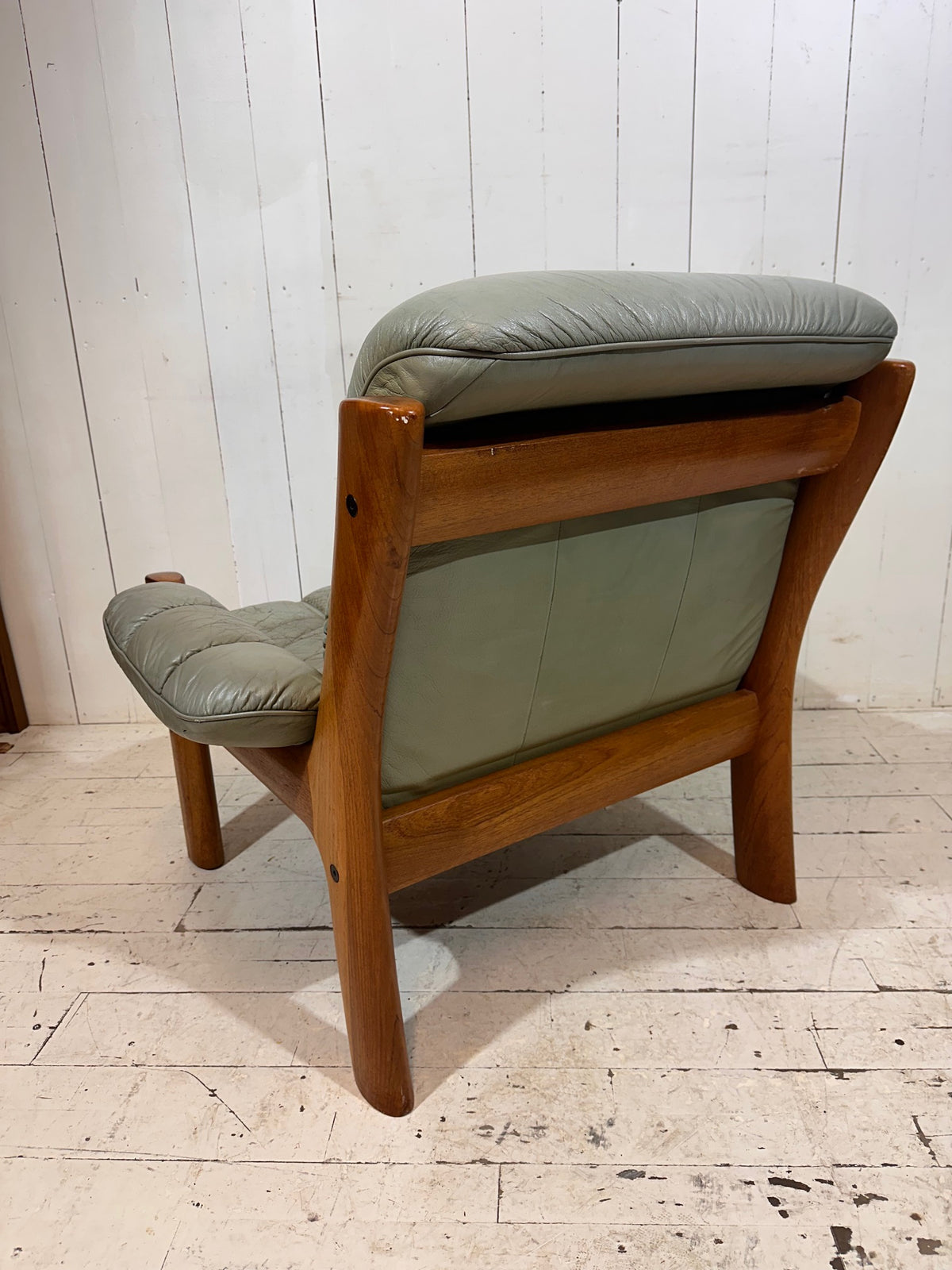 Swedish Mid Century Distressed Leather Armchair by Ekornes