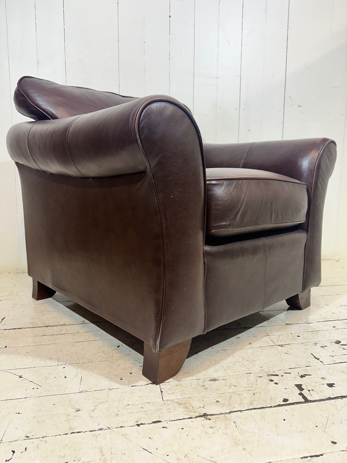 Distressed Leather Hotel Lounge Chair