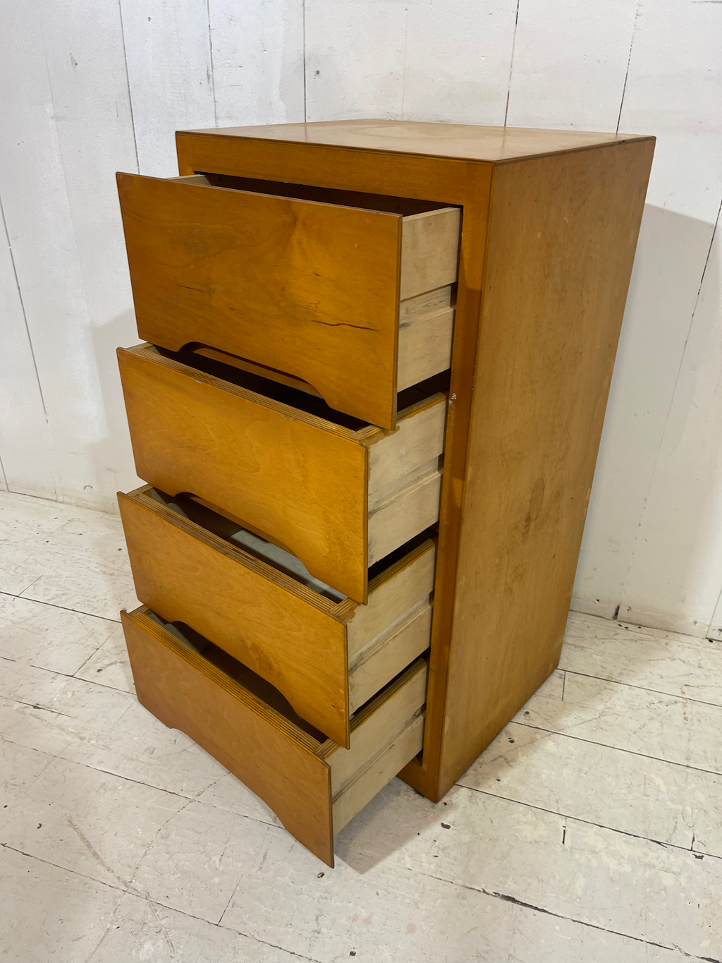 Mid Century Compact Chest of Drawers