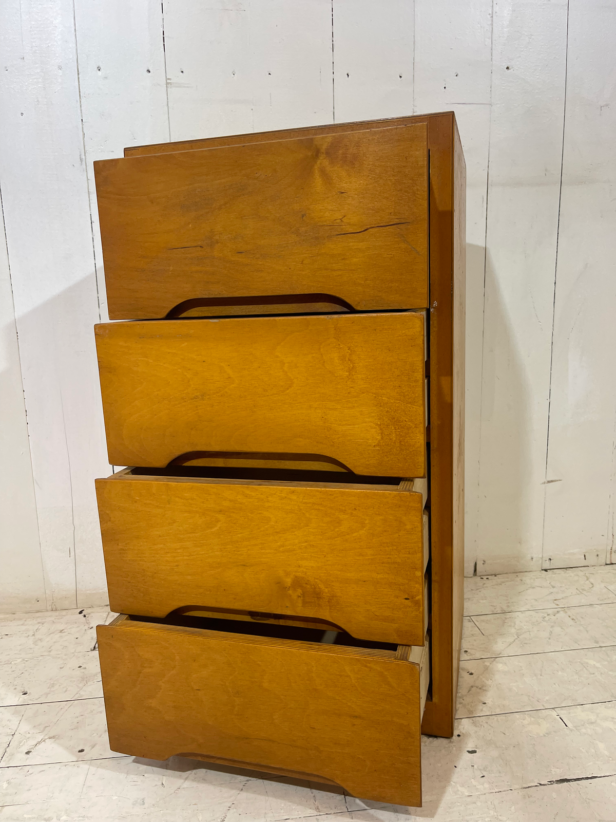 Mid Century Compact Chest of Drawers