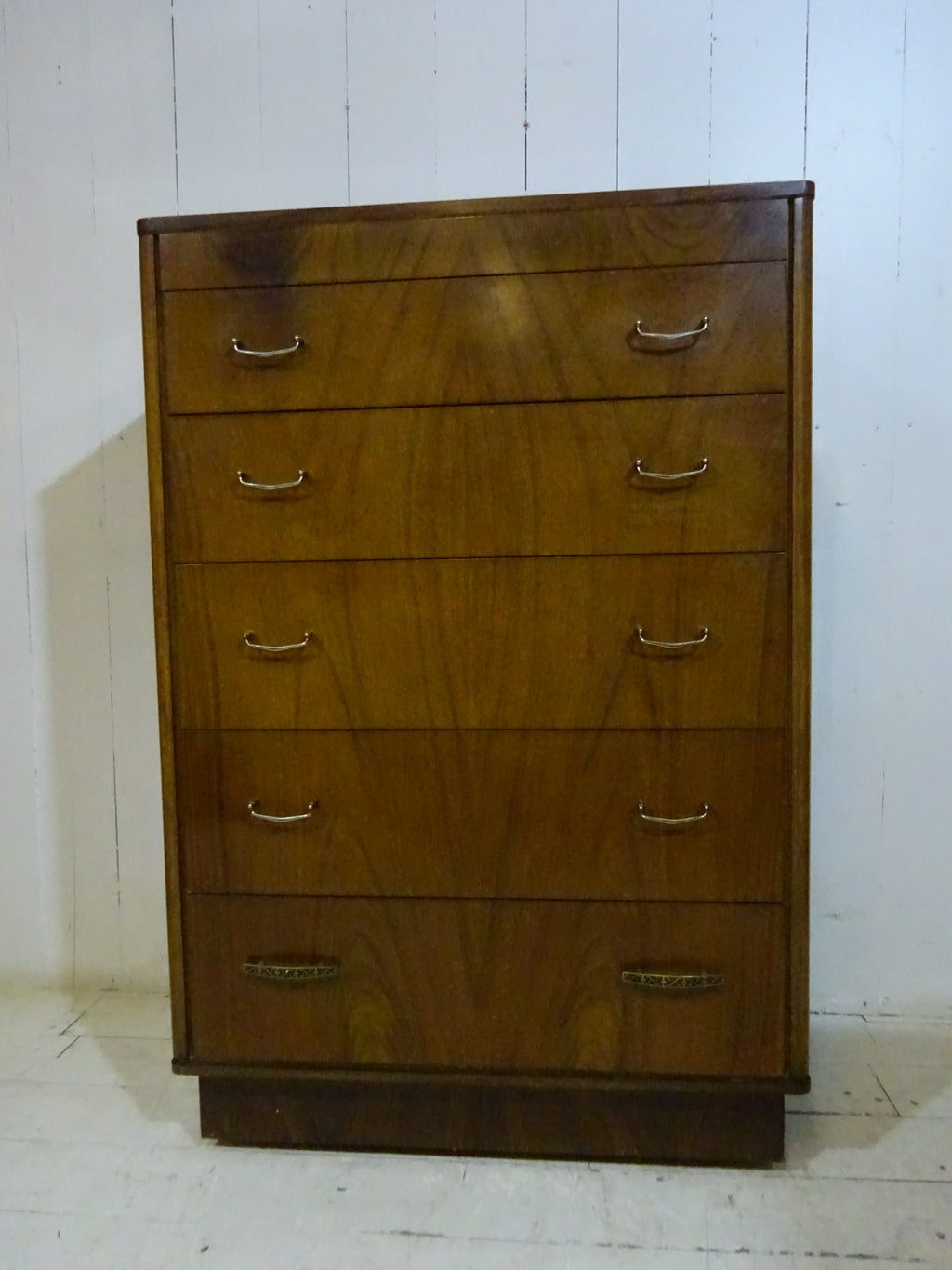 1950's Graduated Chest Of Drawers