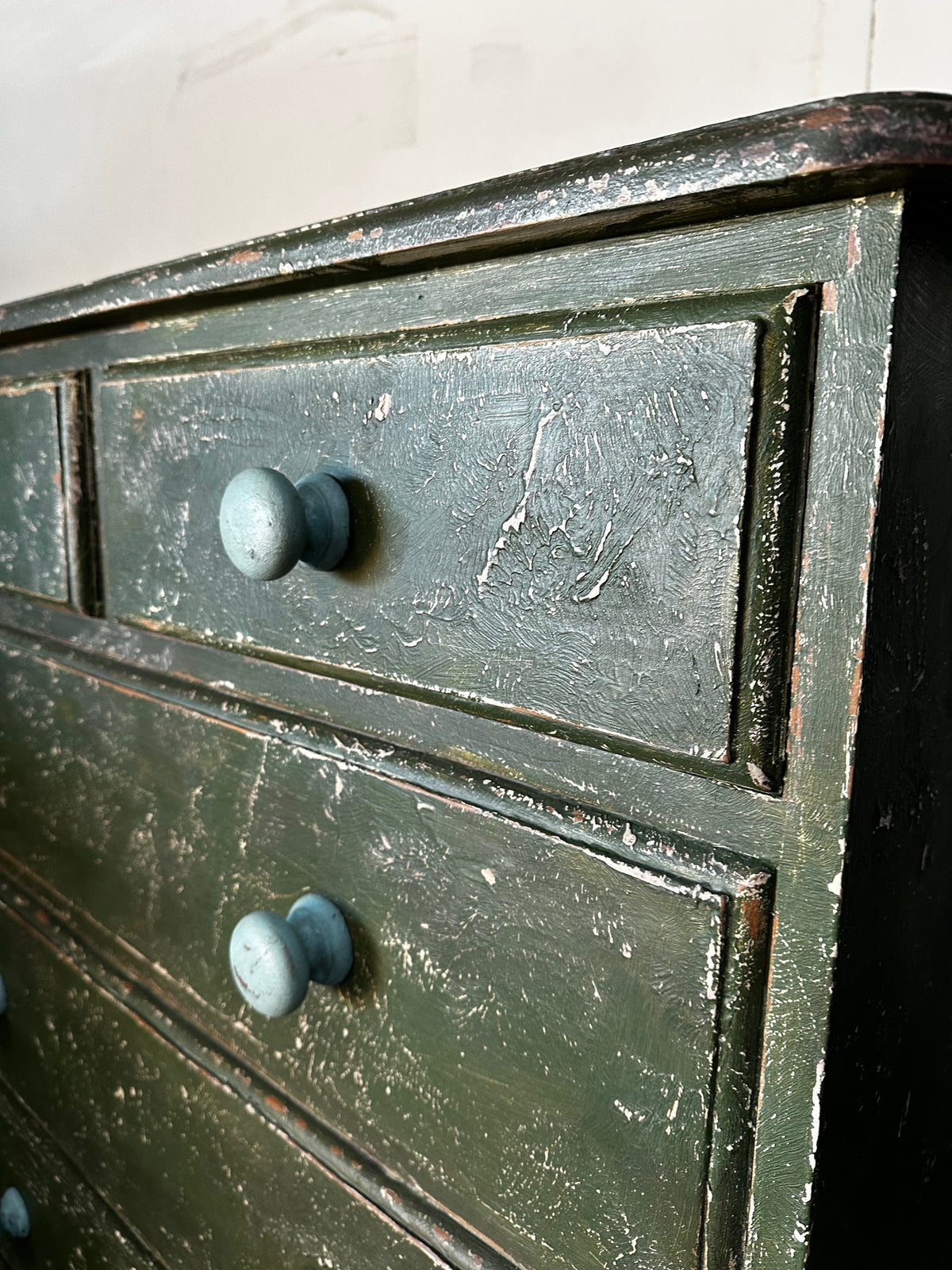 Retro Chest of Drawers in a Distressed Painted Finish