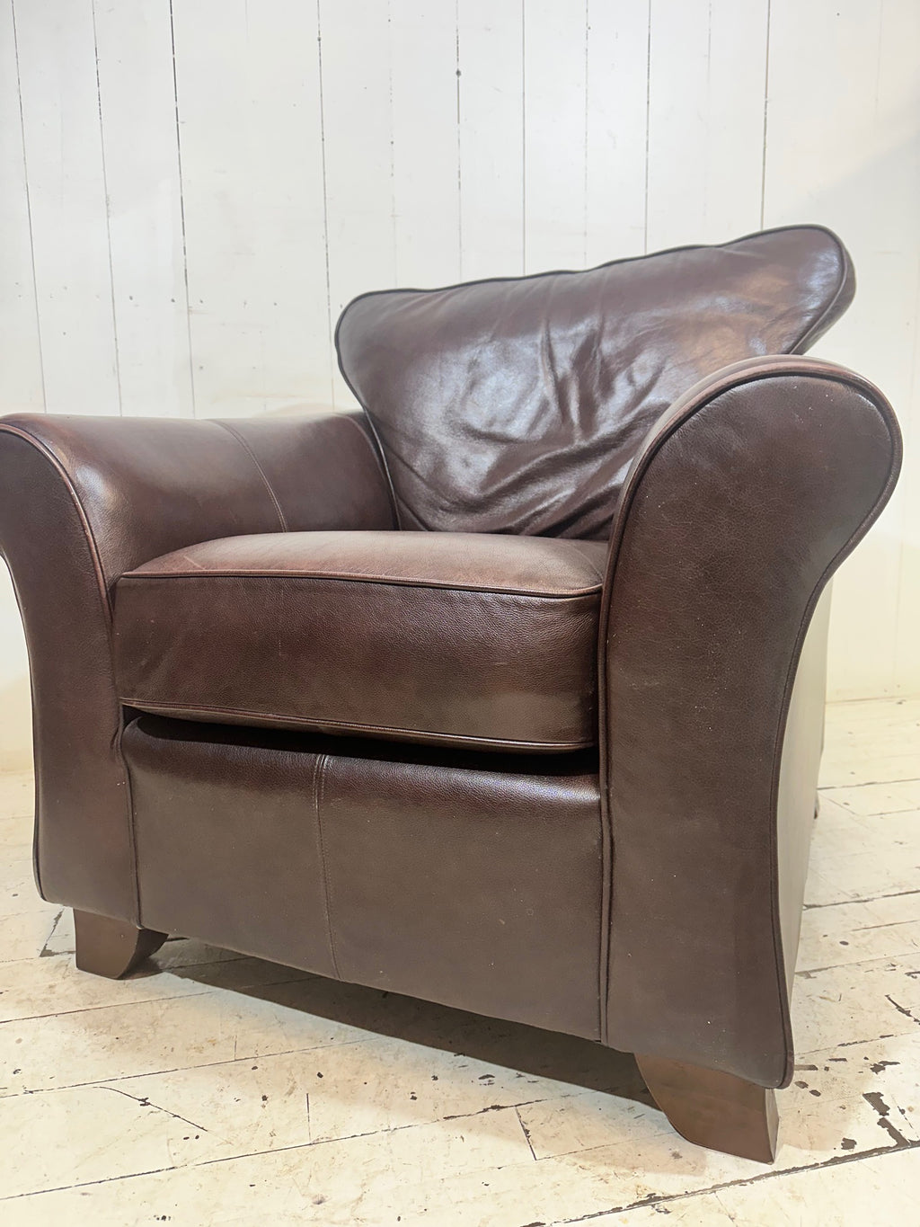 Distressed Leather Hotel Lounge Chair