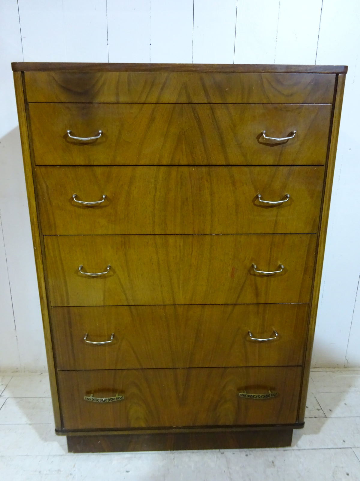 1950's Graduated Chest Of Drawers