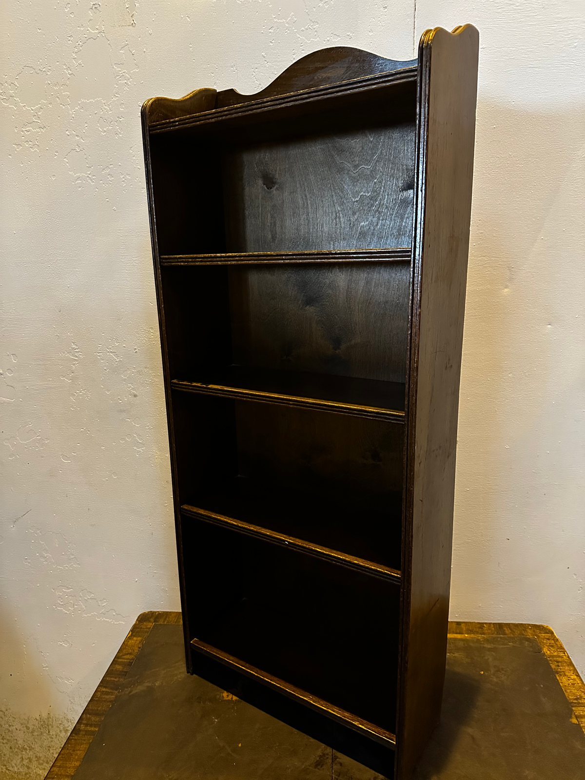 Compact Graduated Oak Bookcase