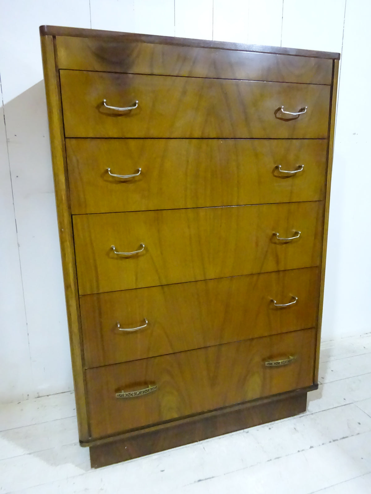 1950's Graduated Chest Of Drawers
