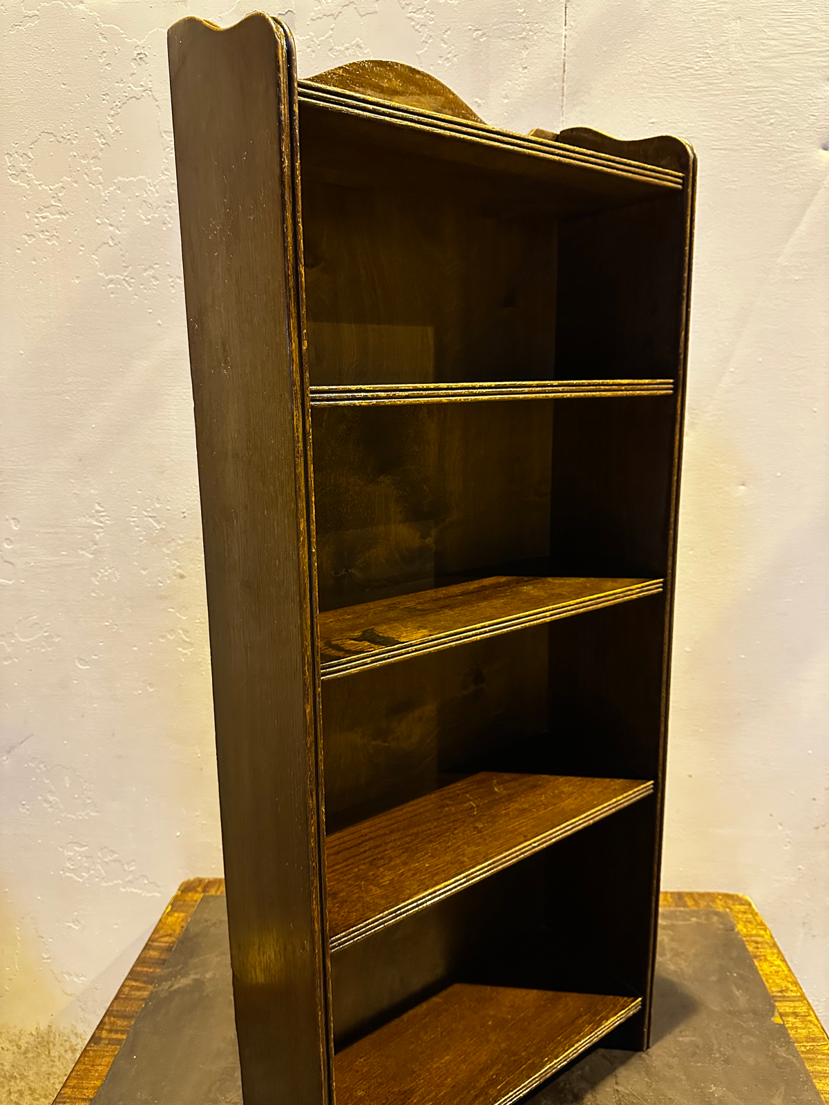 Compact Graduated Oak Bookcase