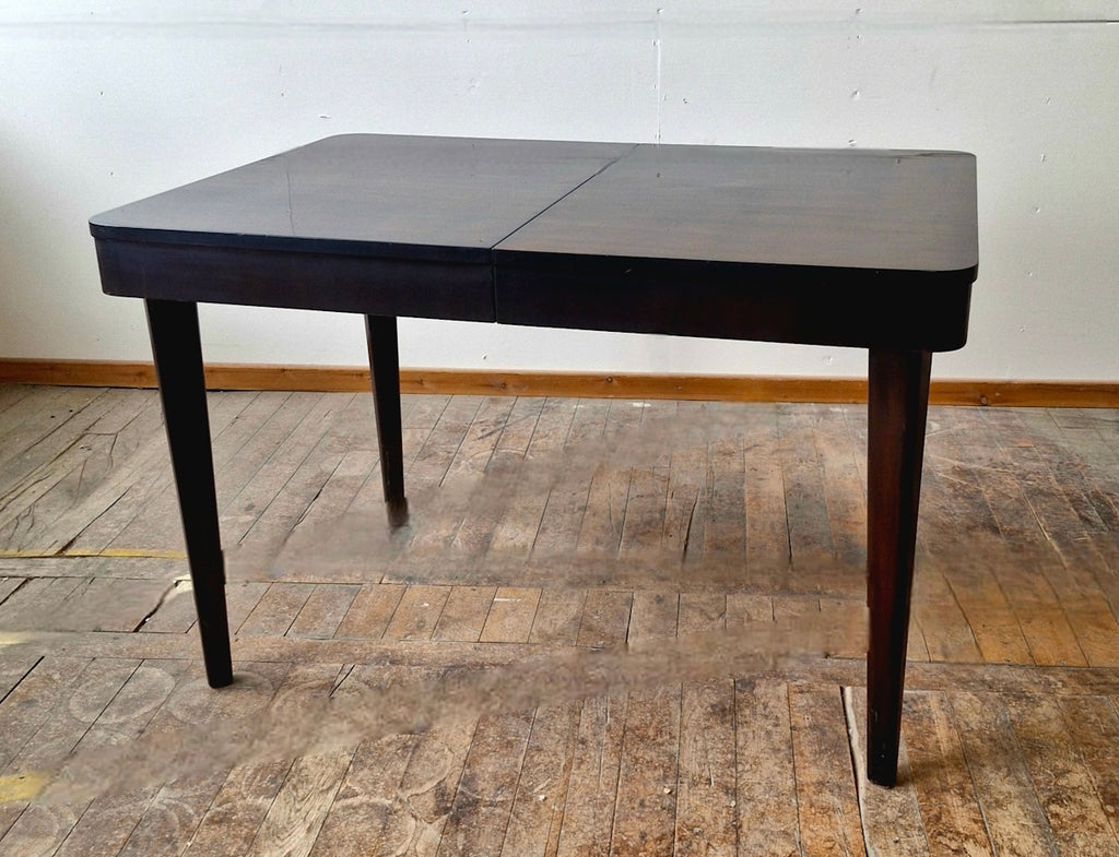Mid-Century Modern Czech Dining Table by Jindřich Halabala