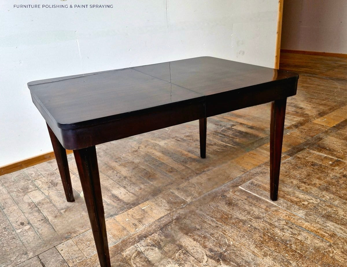 Mid-Century Modern Czech Dining Table by Jindřich Halabala