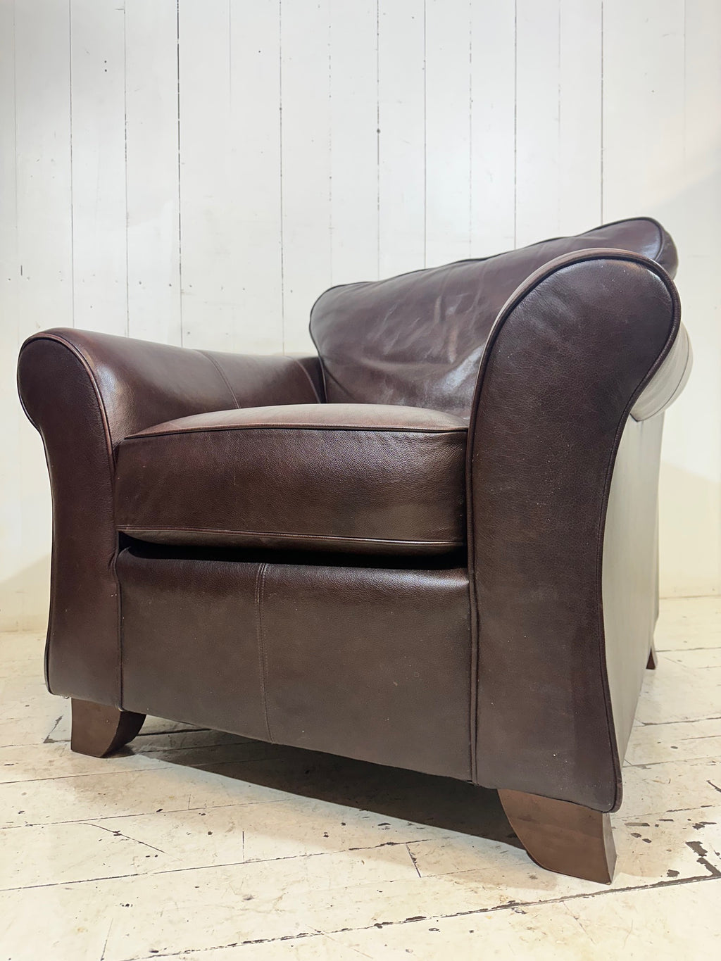 Distressed Leather Hotel Lounge Chair