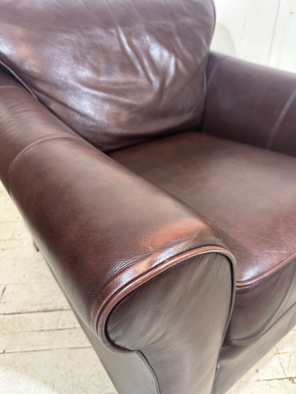Distressed Leather Hotel Lounge Chair
