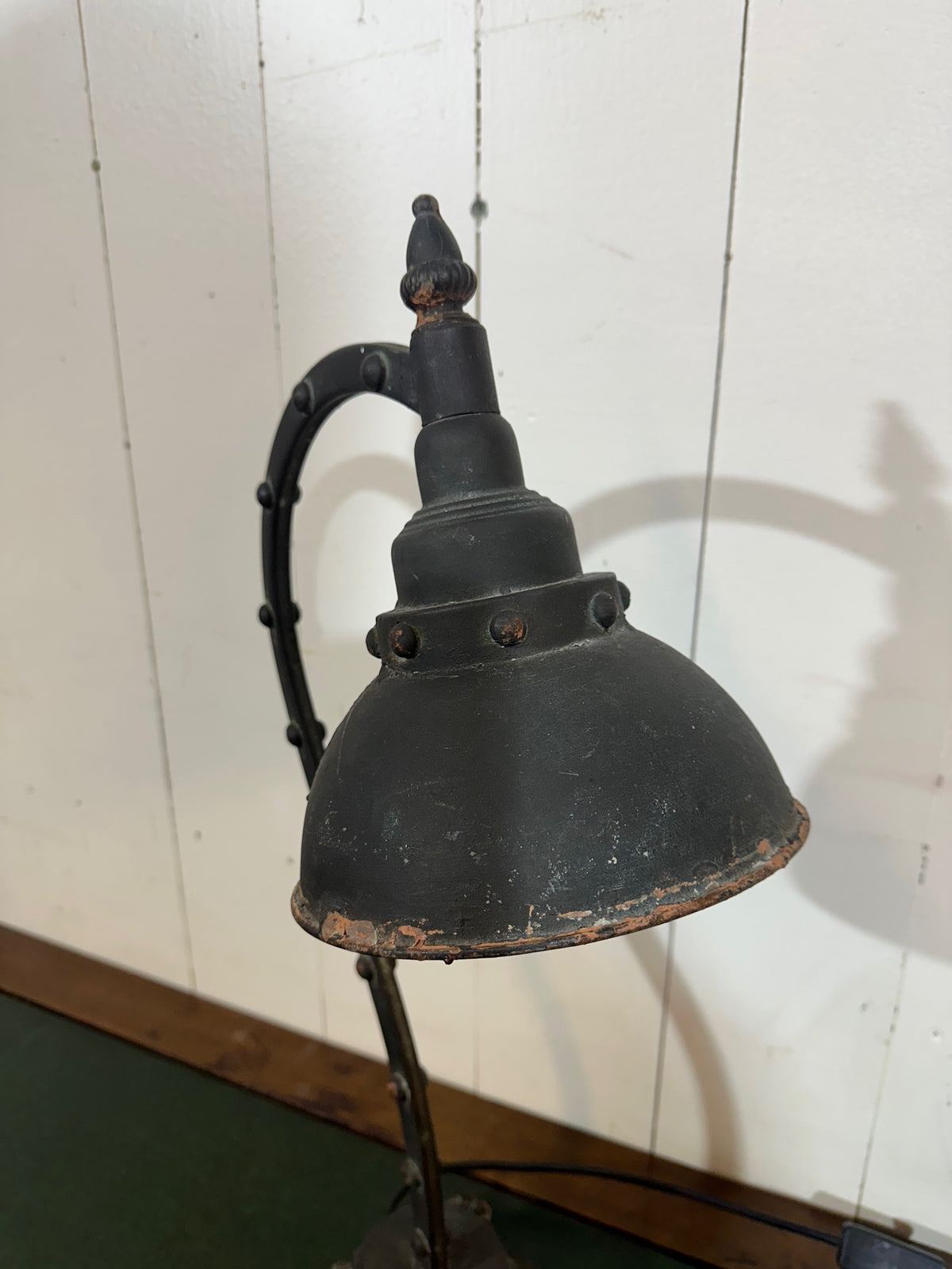 Vintage Gothic Style Desk Lamp