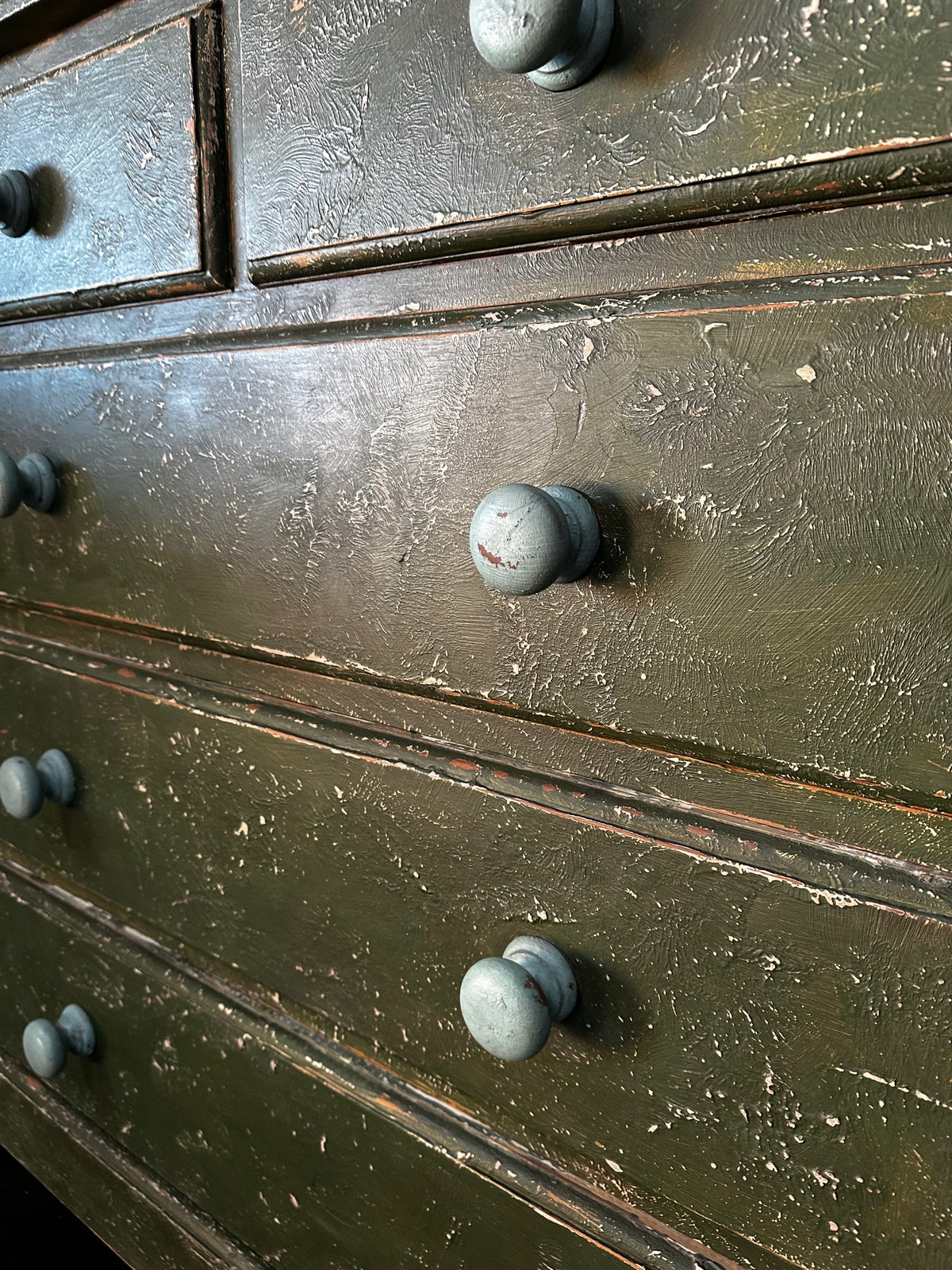 Retro Chest of Drawers in a Distressed Painted Finish