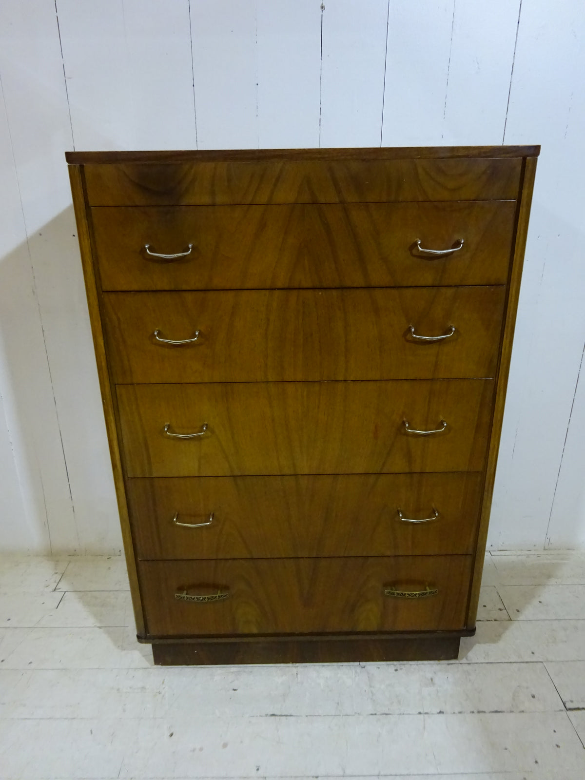 1950's Graduated Chest Of Drawers