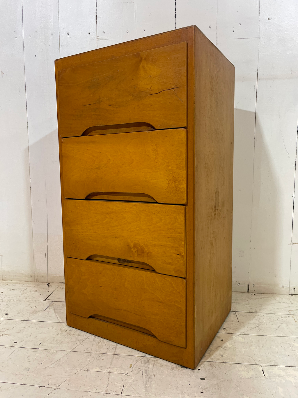 Mid Century Compact Chest of Drawers