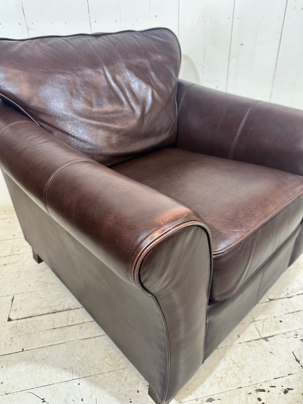 Distressed Leather Hotel Lounge Chair